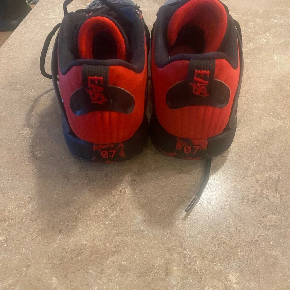 Nike KD Athletic Shoes in Black and Red